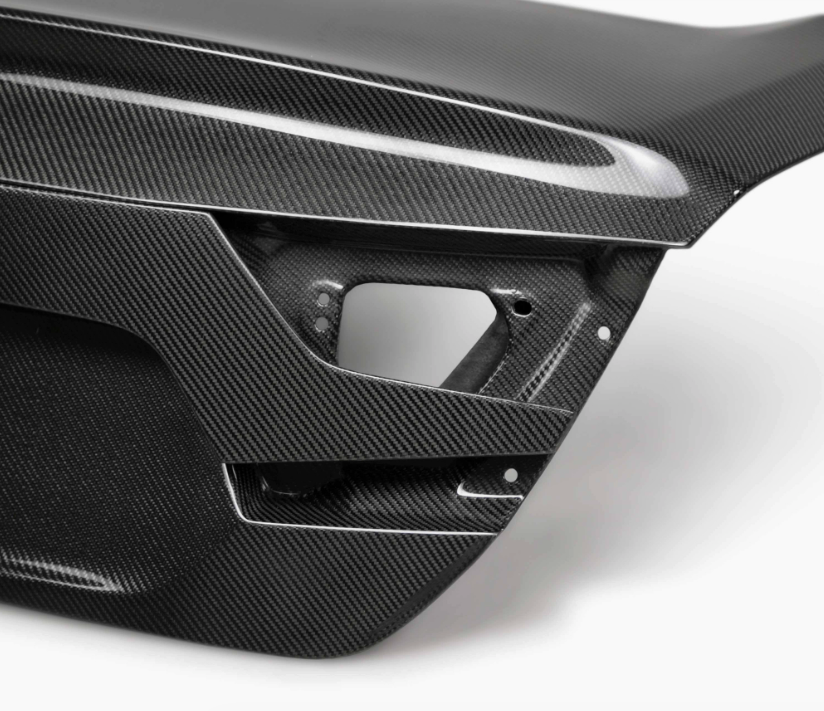 OEM-Style Carbon Fibre Boot Lid for 2018-2022 Honda Accord