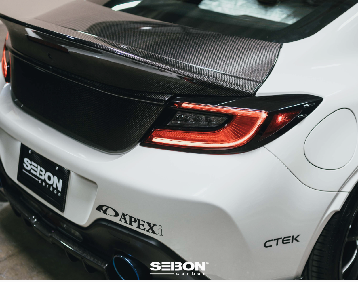 Carbon fiber trunk lid for 2022-2026 Toyota GR86/ Subaru BRZ