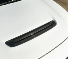 OLM Carbon Fiber Engine Hood Duct Cover - 2023+ Honda Civic Type R